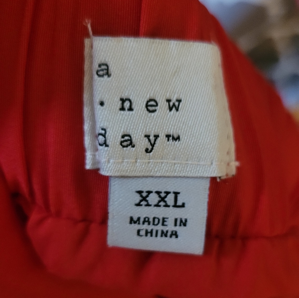 EUC a new day Bold Red Bubble Skirt - Picture 2 of 3